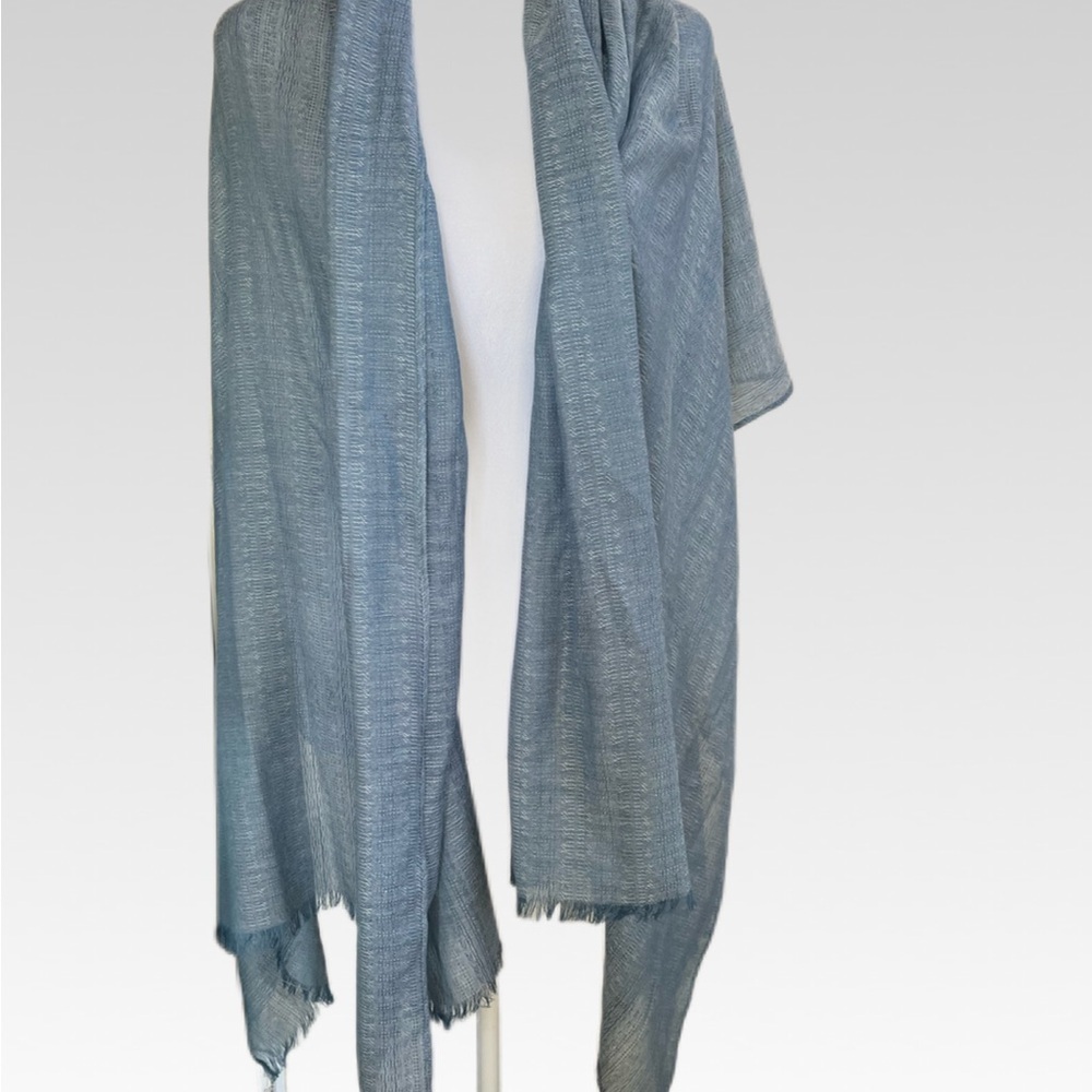 C.C Classic Gray Women's Wrap - Picture 2 of 5